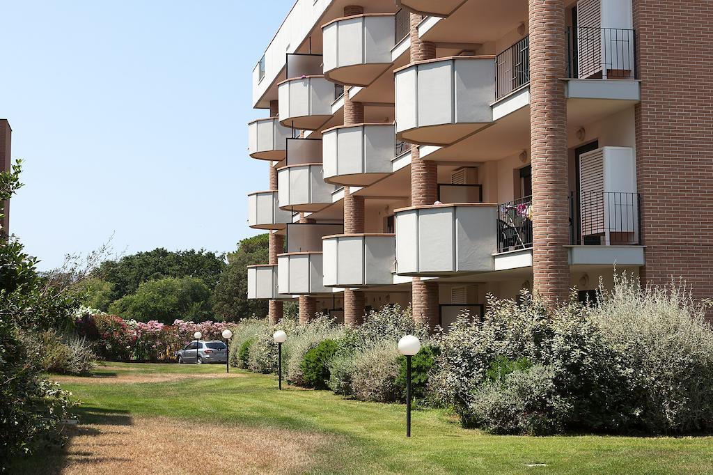 Le Residenze Di Santa Costanza - Le Dimore Aparthotel San Vincenzo Bagian luar foto