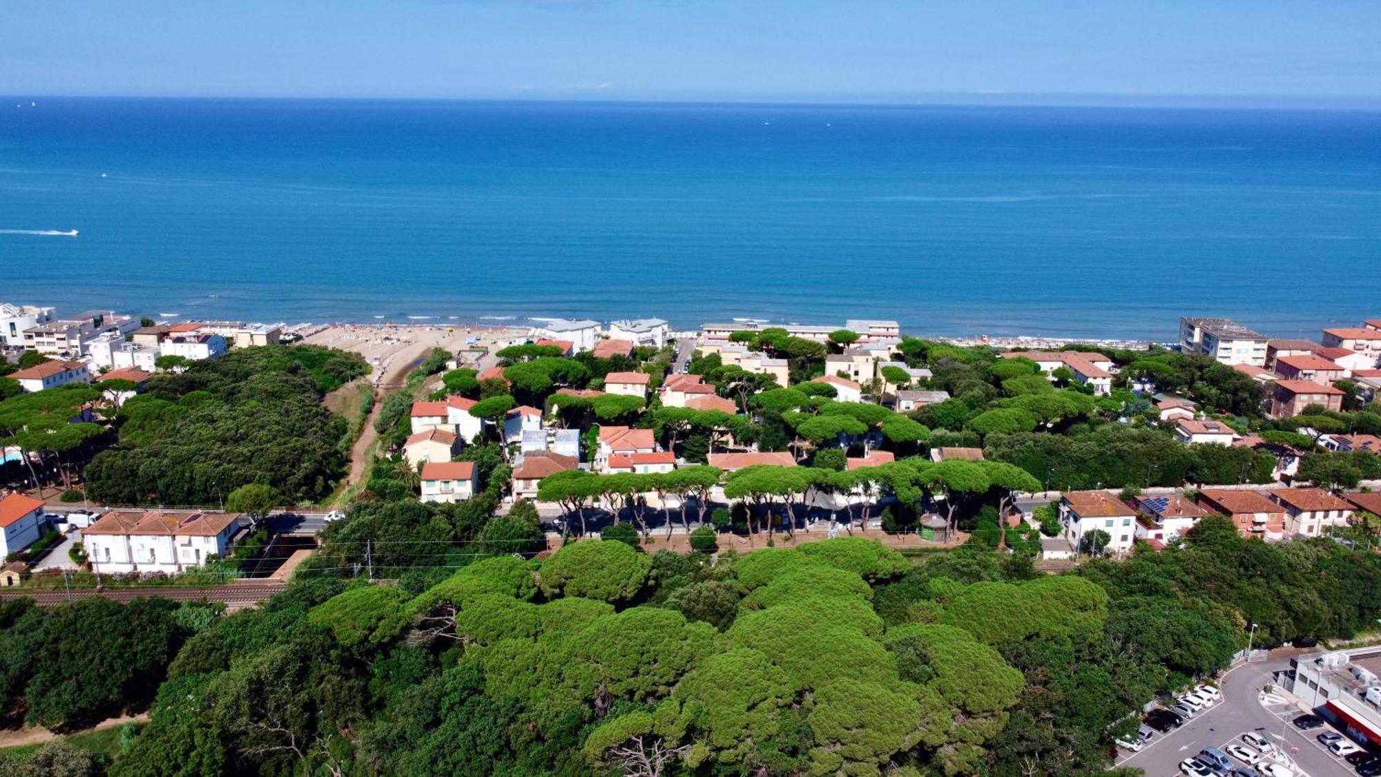 Le Residenze Di Santa Costanza - Le Dimore Aparthotel San Vincenzo Bagian luar foto